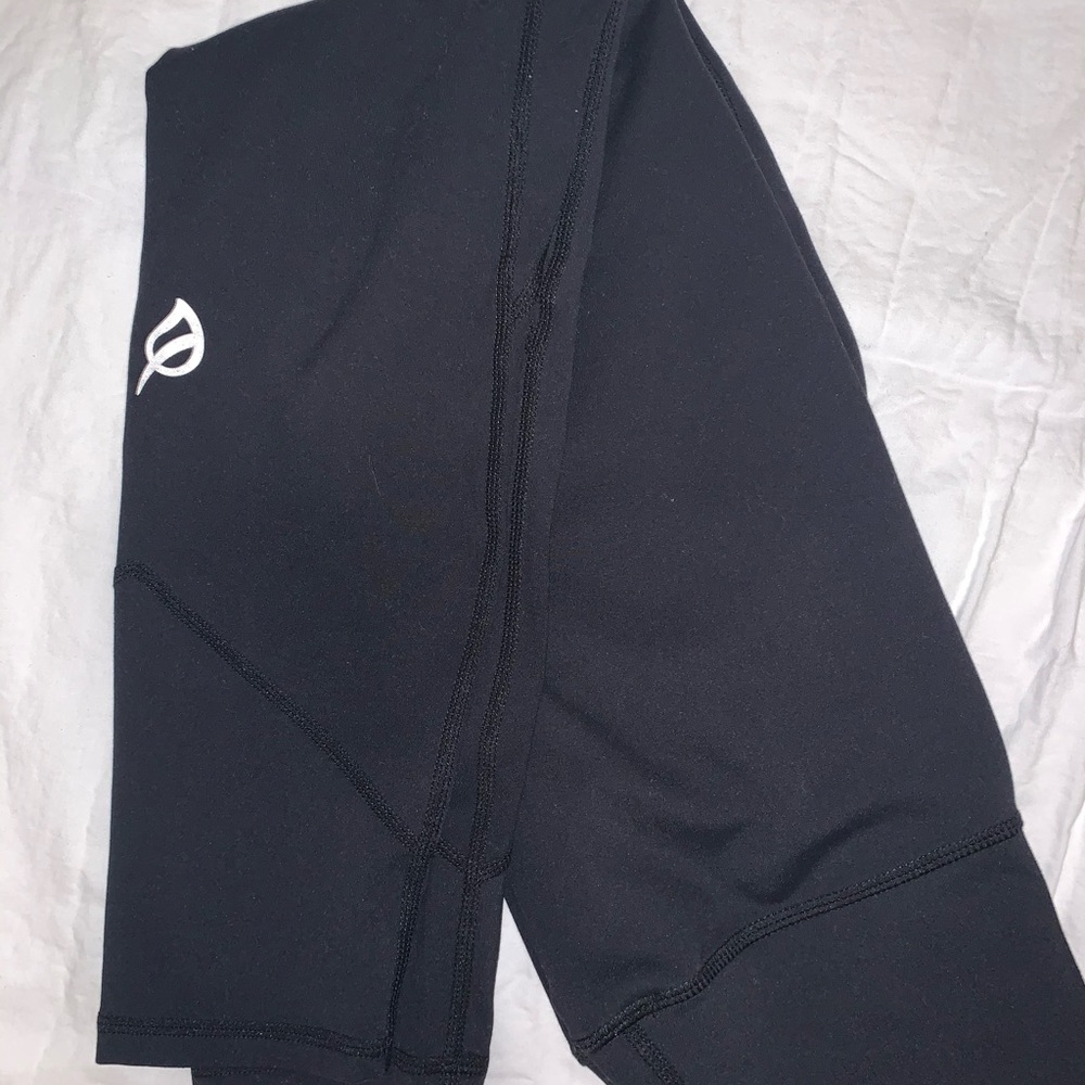 Black ptula leggings